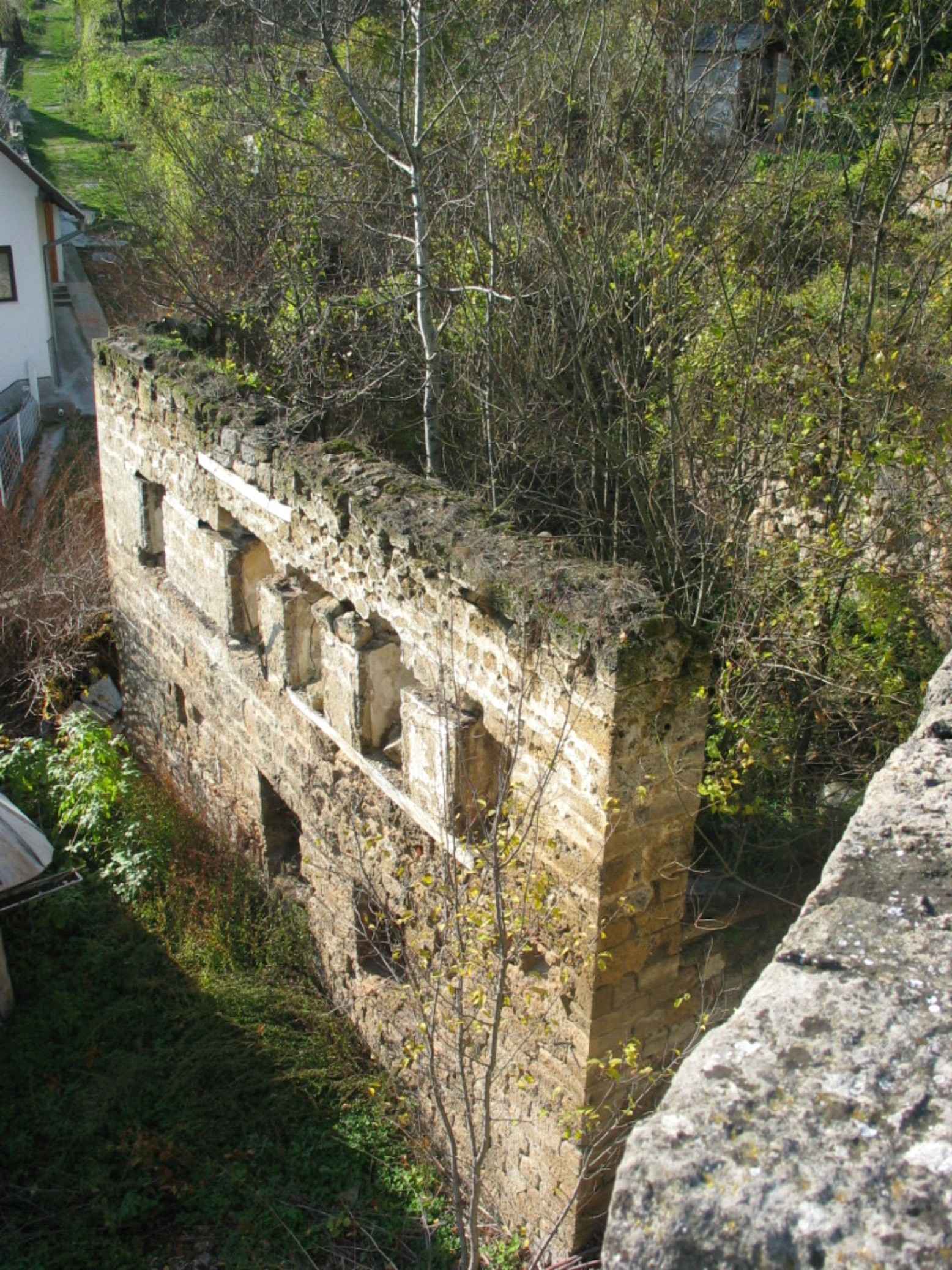 Kršlakova stara kuća, mjesto i ostaci historijske građevine